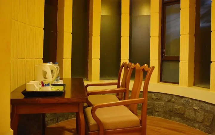 Кушалнагар: Kadkani Riverside Resort