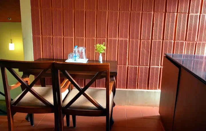 Кушалнагар: Kadkani Riverside Resort