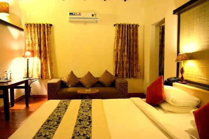 Кушалнагар: Kadkani Riverside Resort