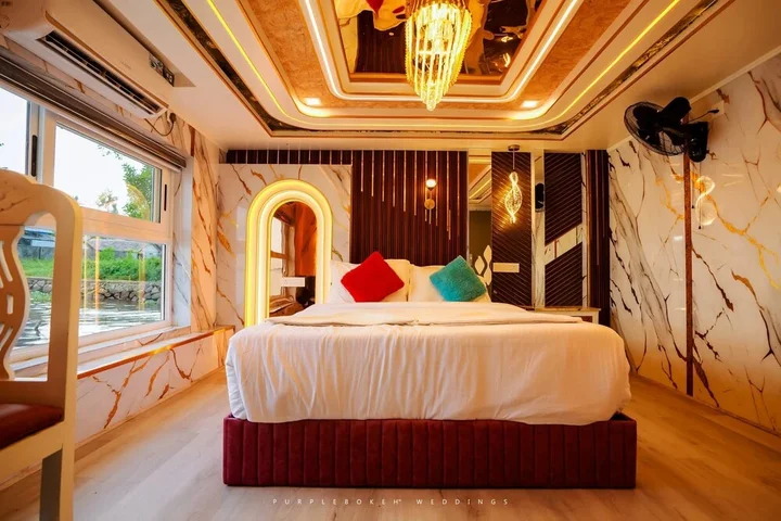 Аллеппи: Sreekrishna Houseboat