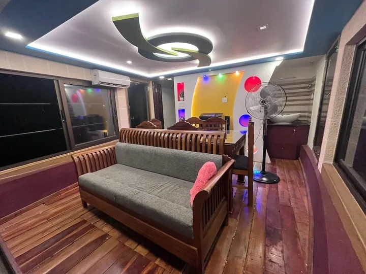 Аллеппи: Sreekrishna Houseboat