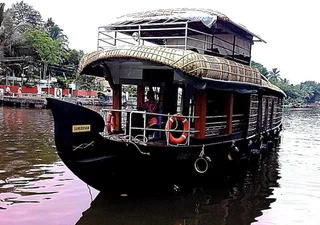 Аллеппи: Sreekrishna Houseboat