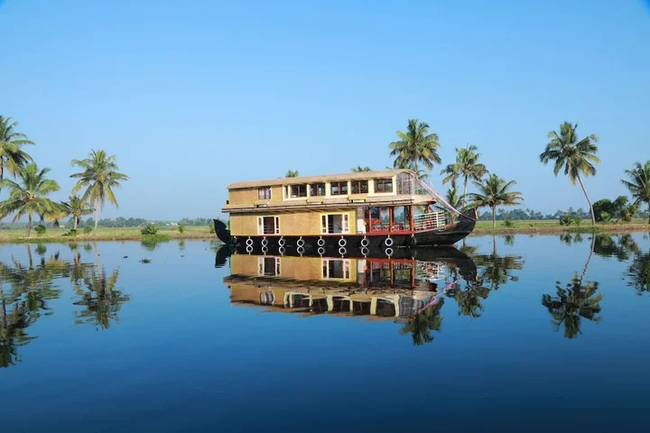 Аллеппи: Sreekrishna Houseboat