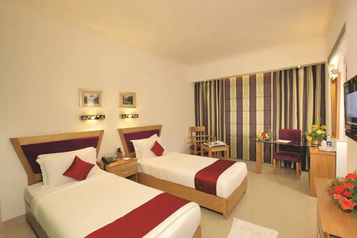 Тируванантапурам: Biverah Hotel & Suites