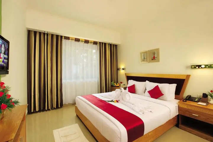 Тируванантапурам: Biverah Hotel & Suites