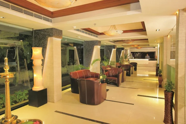 Тируванантапурам: Biverah Hotel & Suites