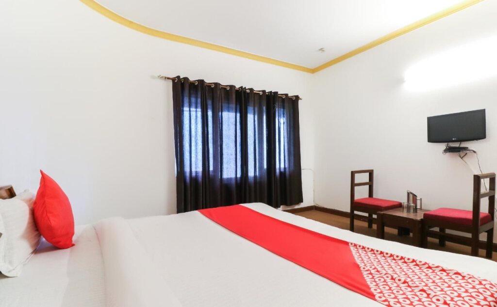 Массури: Hotel Mussoorie Midview