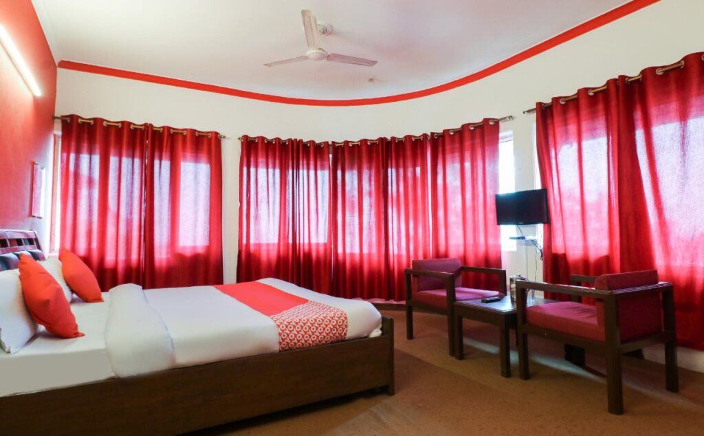 Массури: Hotel Mussoorie Midview