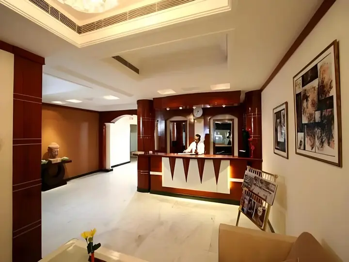 Нью-Дели: Grand President New Delhi