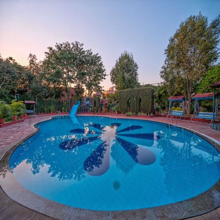 Ширди: Renest Shraddha Inn - Shirdi
