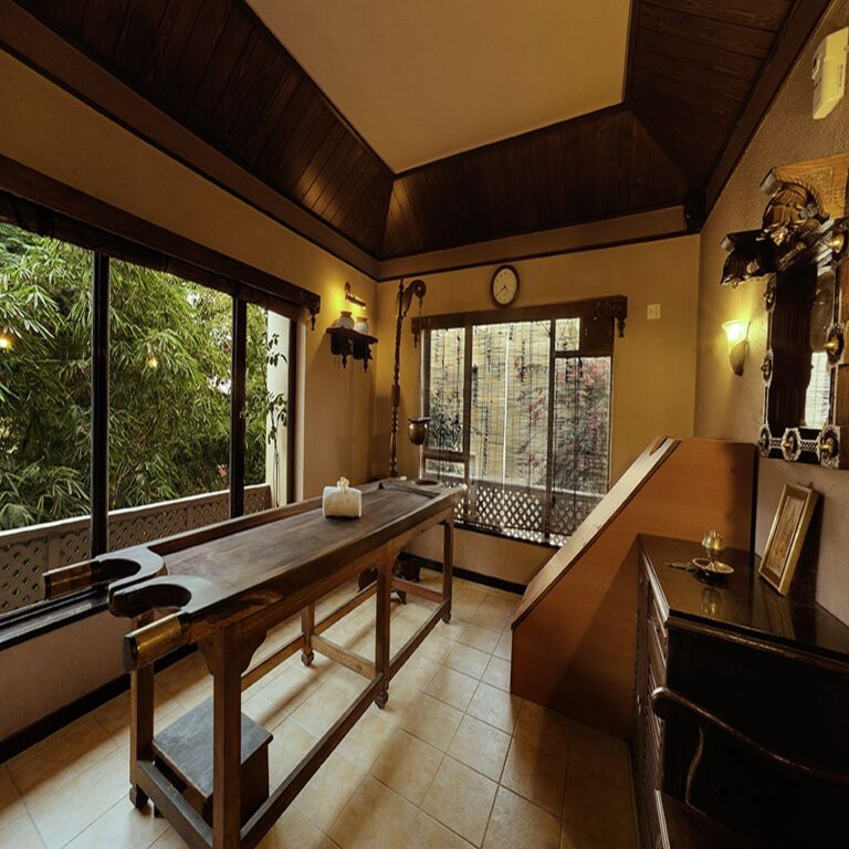 Ширди: Renest Shraddha Inn - Shirdi