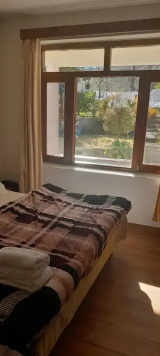 Манали: Tourist Hotel