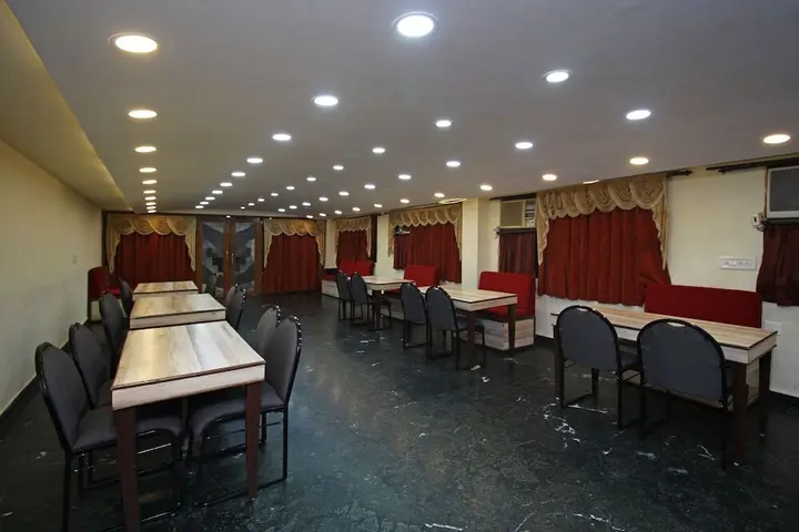Удаипур: OYO 4021 Krishnalila Regency