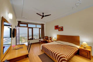 Раникхет: Suman Royal Resort