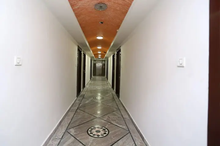 Агра: Indraprasth Residency