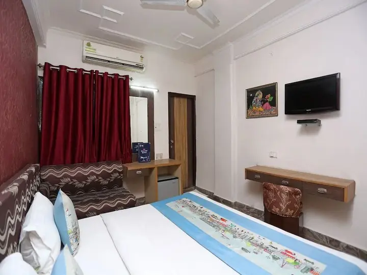 Агра: Indraprasth Residency