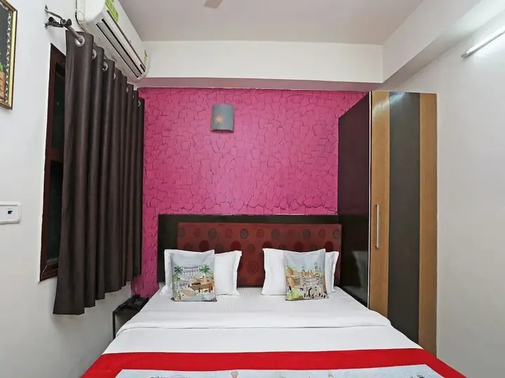Агра: Indraprasth Residency