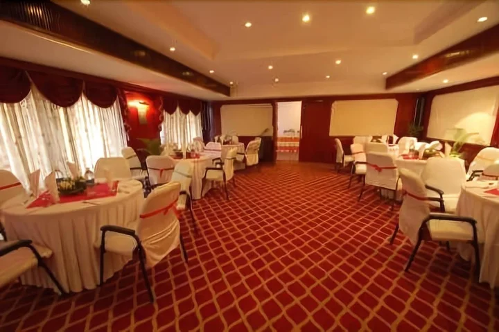 Соманур: Velan Hotel Greenfields