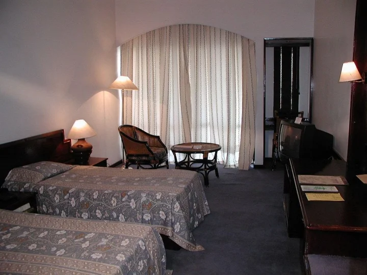 Соманур: Velan Hotel Greenfields