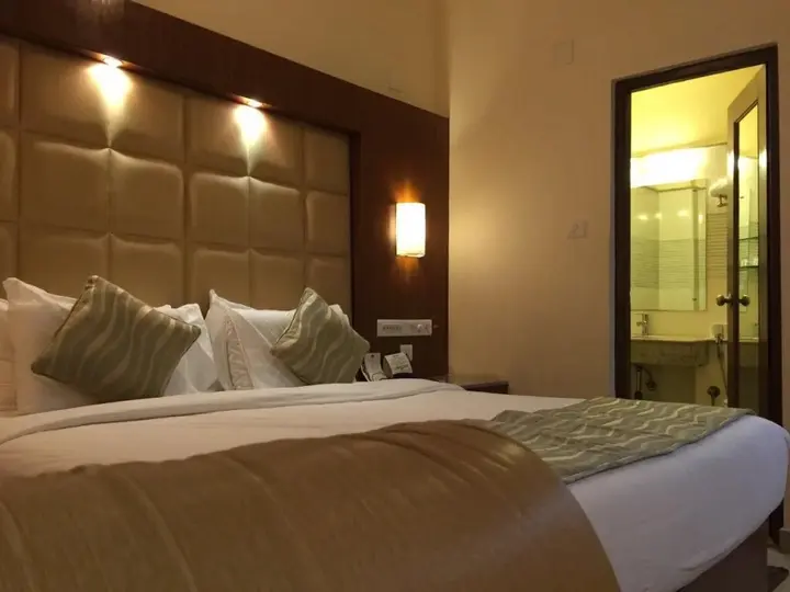 Соманур: Velan Hotel Greenfields