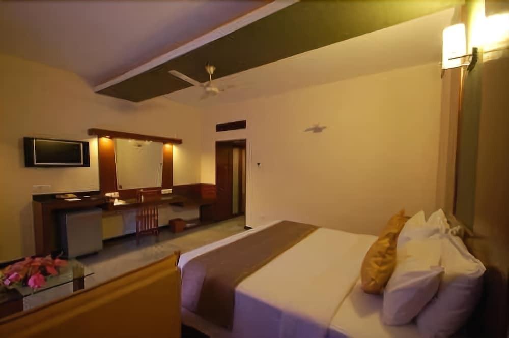 Соманур: Velan Hotel Greenfields