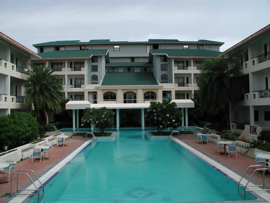 Соманур: Velan Hotel Greenfields