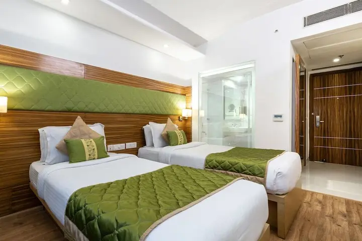 Гуруграм: Emblem Hotel Sector 14 Gurgaon