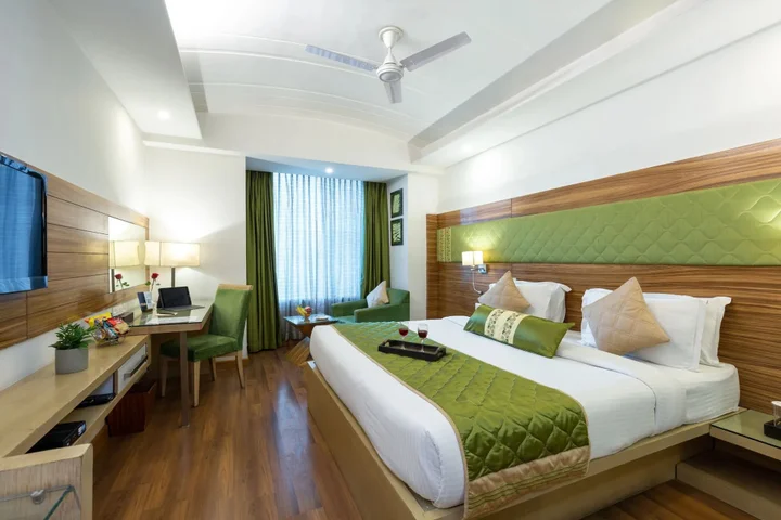 Гуруграм: Emblem Hotel Sector 14 Gurgaon