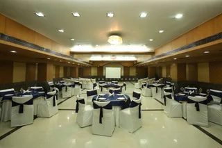 Гуруграм: Emblem Hotel Sector 14 Gurgaon