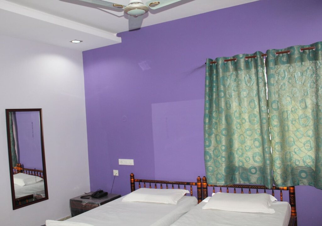 Шамшабад: Sri Anupama Residency