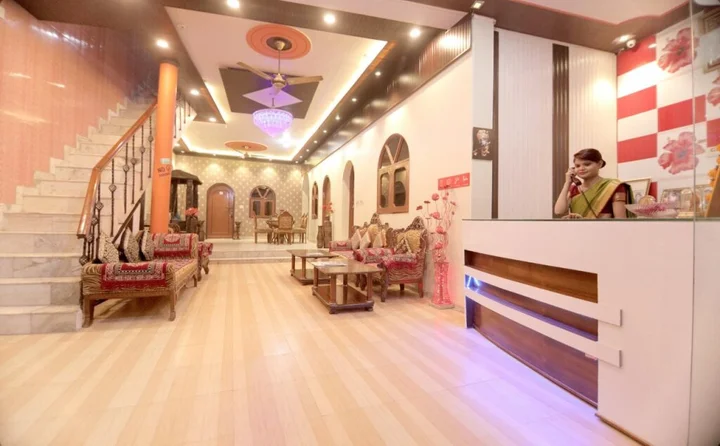 Агра: Hotel Rashmi Agra