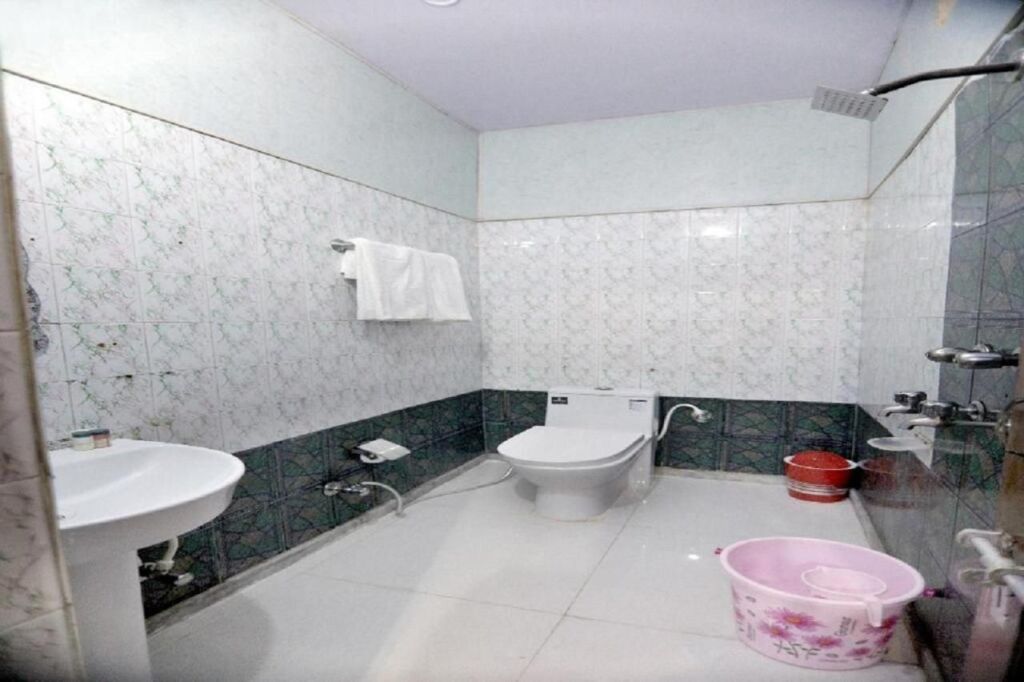 Агра: Hotel Rashmi Agra