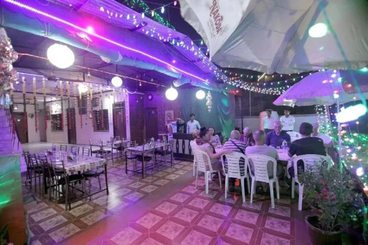 Агра: Hotel Rashmi Agra