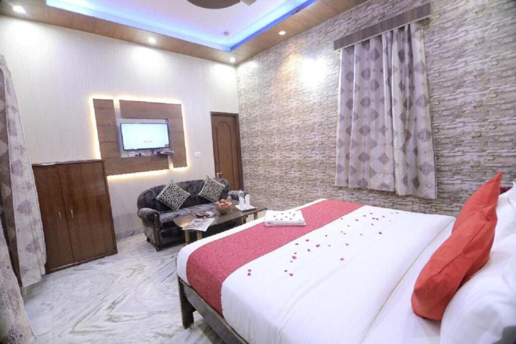 Агра: Hotel Rashmi Agra