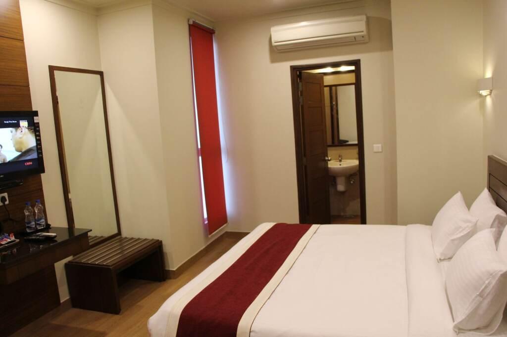 Агра: Hotel Dasaprakash
