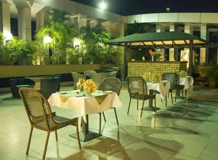 Вакад: Hotel Ambience Executive