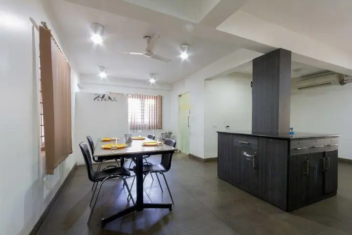 Ченнаи: Fabhotel Stay Eeasy Thiruvanmiyur, Chennai