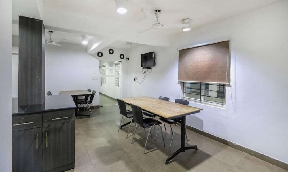 Ченнаи: Fabhotel Stay Eeasy Thiruvanmiyur, Chennai