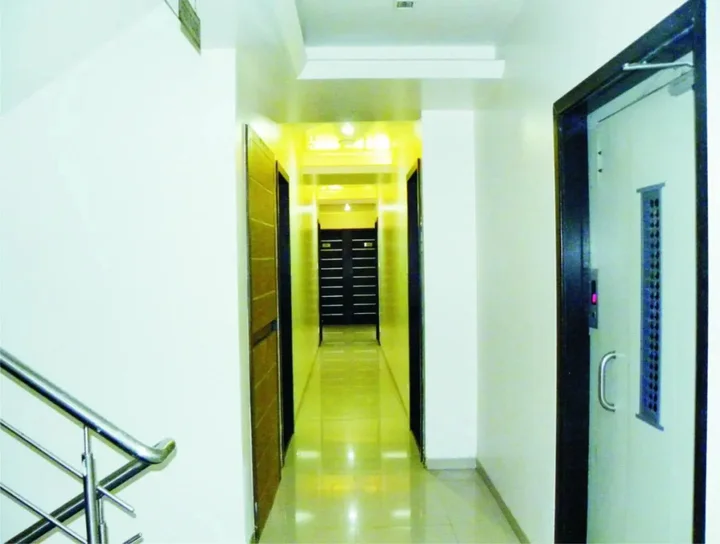 Ширди: Shradha Saburi Palace Shirdi