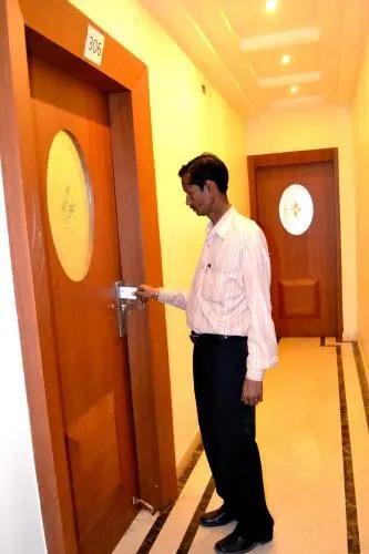 Дург: Hotel Kusum