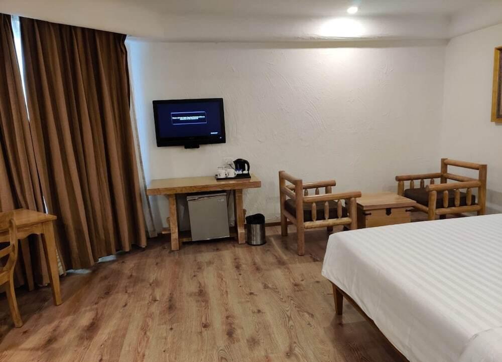 Бангалор: Shravanti Sarovar Portico Bengaluru