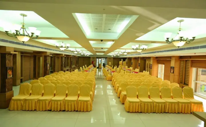 Тируванантапурам: Pattom Royal Hotel