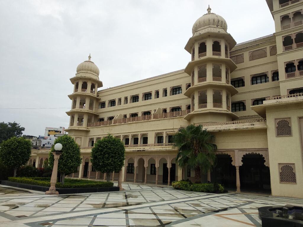 Натхдвара: Shree Vallabh Vilas Lords Plaza Nathdwara - Pure Veg
