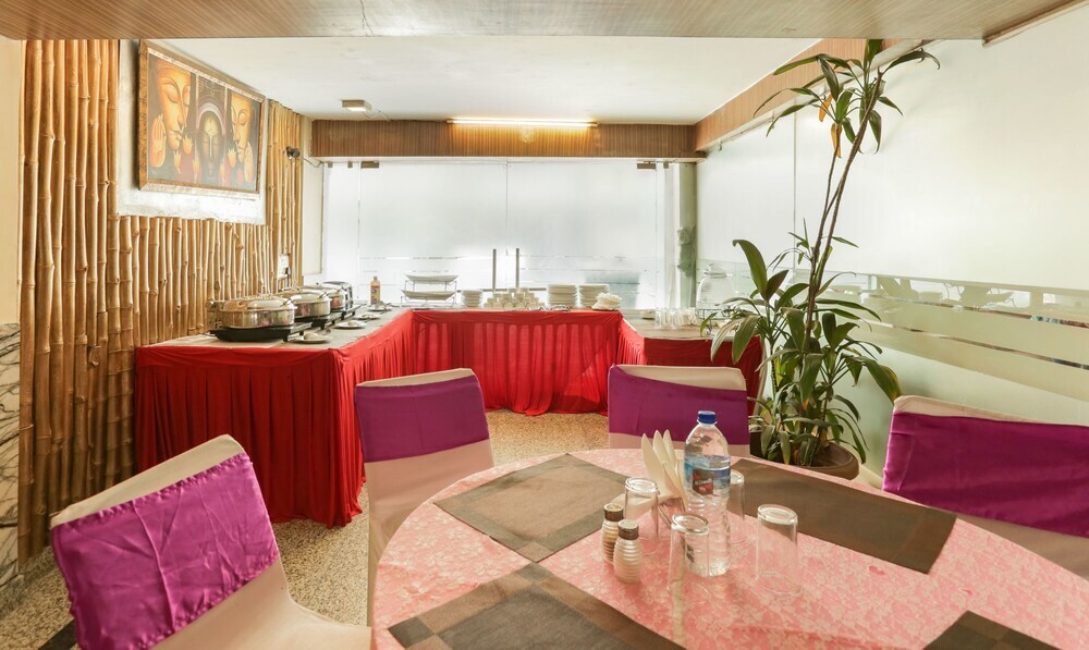 Нью-Дели: Hotel Balsons International
