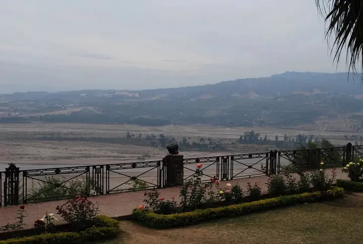 Катра: Hari Niwas Palace