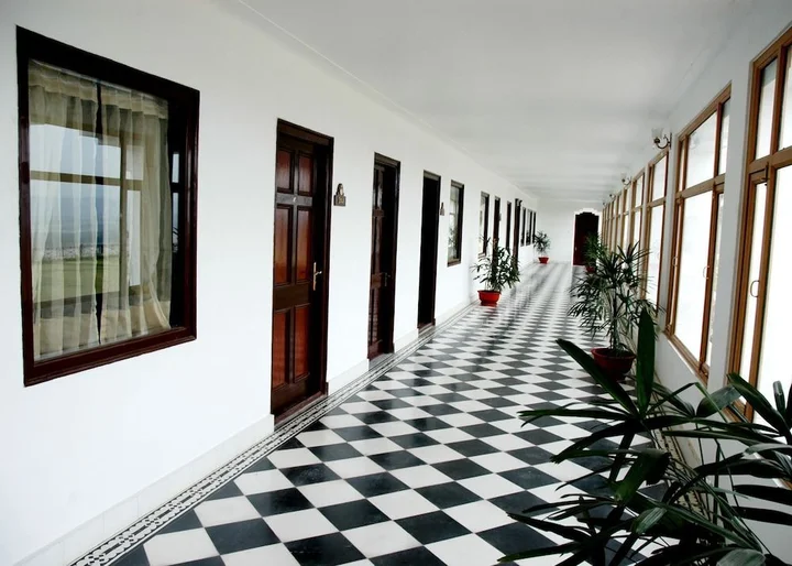 Катра: Hari Niwas Palace