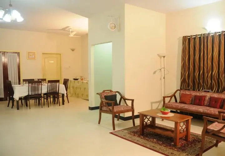 Ченнаи: Executive Comfort St. Mary's Road