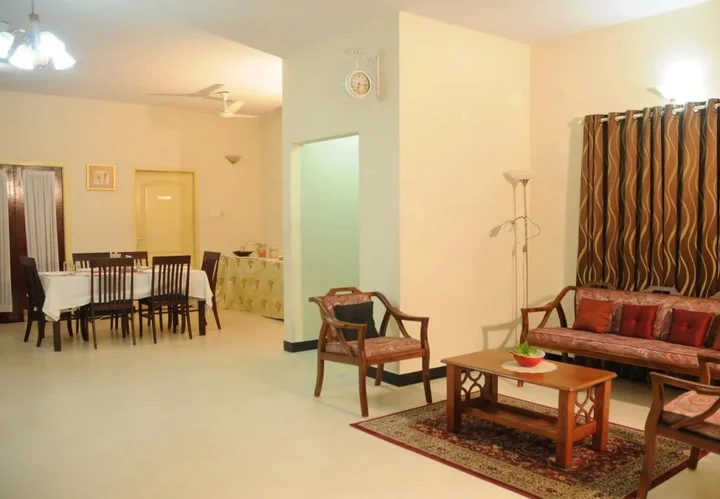 Ченнаи: Executive Comfort St. Mary's Road