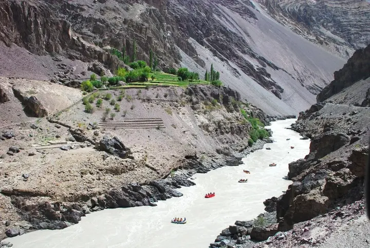 Лех: The Grand Dragon Ladakh