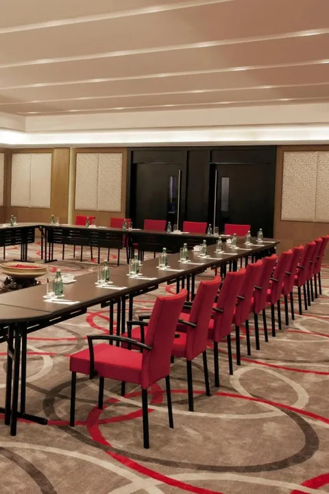 Эрамаллур: Le Meridien Kochi
